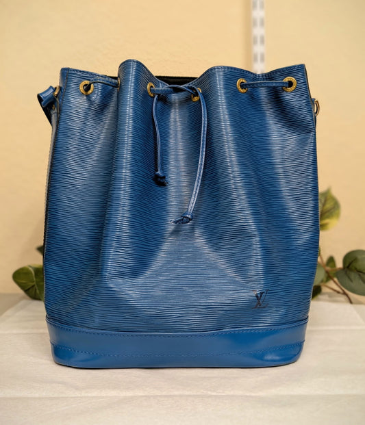 Louis Vuitton Epi Bucket Purse (Toledo Blue)