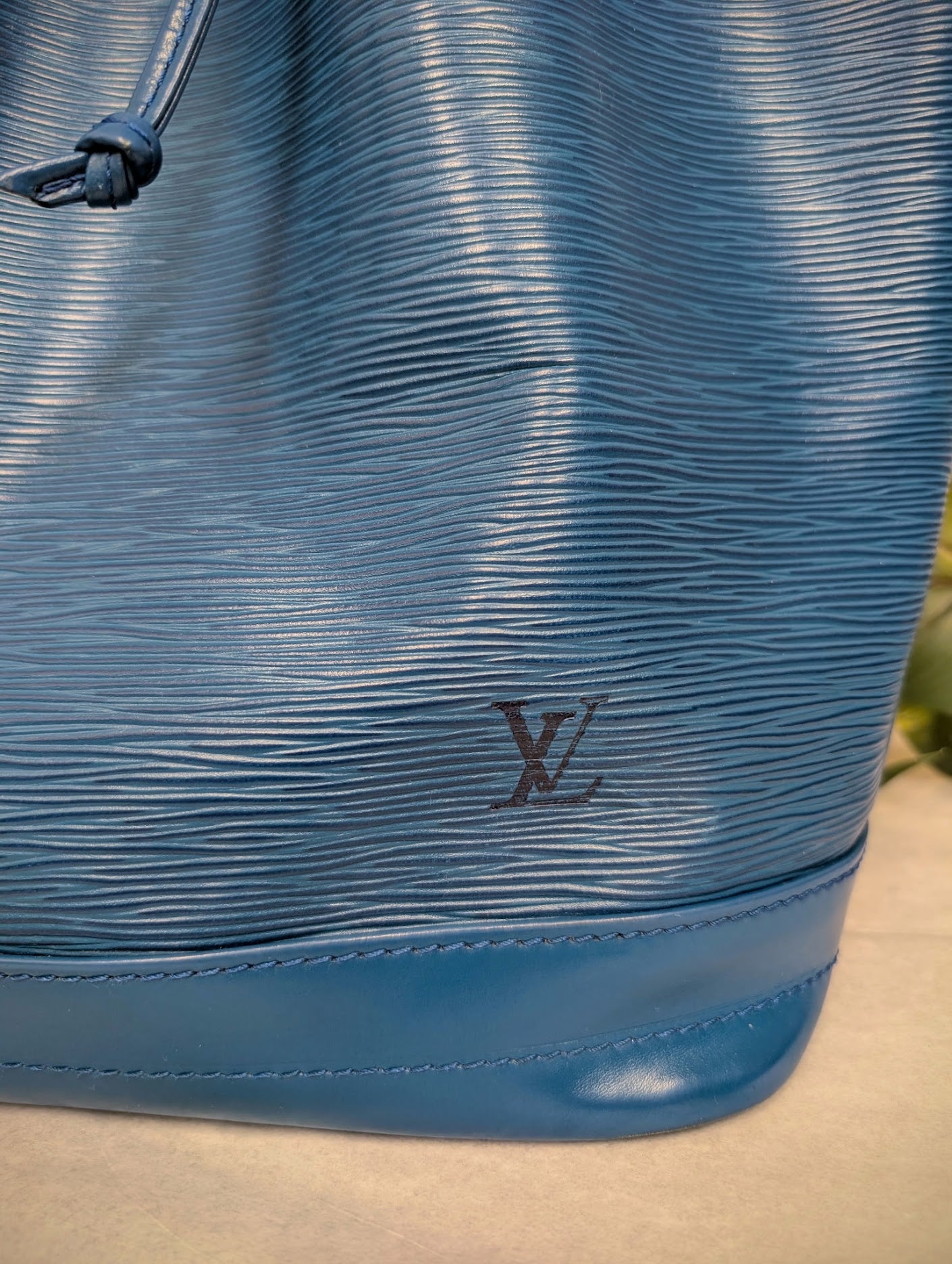 Louis Vuitton Epi Bucket Purse (Toledo Blue)
