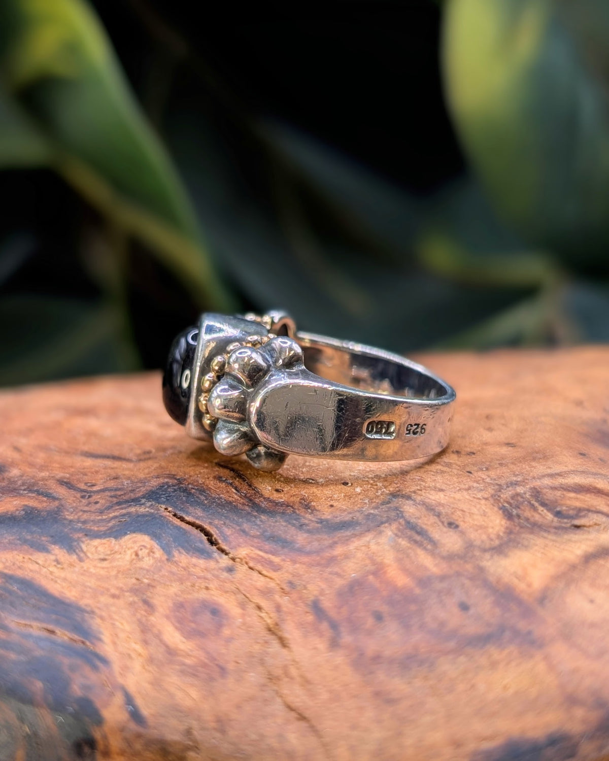Lagos Onyx Ring